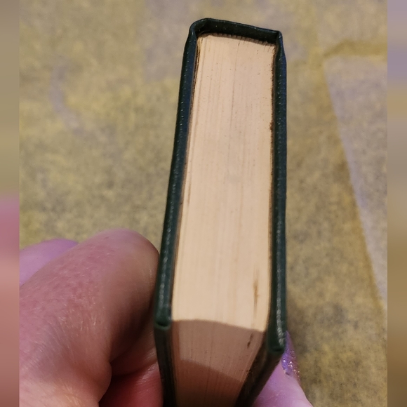 VINTAGE English Dictionary 1964 Midget Series Green 3.25" X 2.25" - Picture 4 of 9